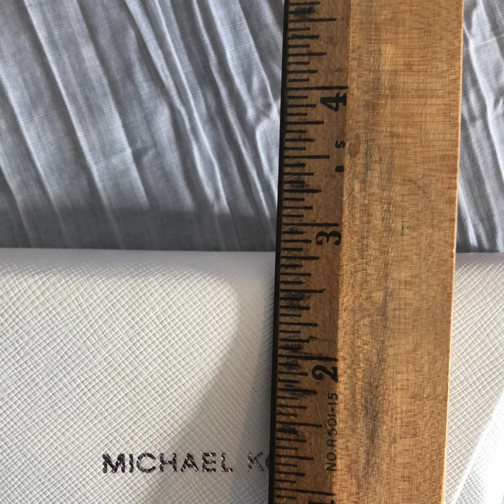 MICHAEL KORS white fold over snap sunglasses eyeglasses designer case